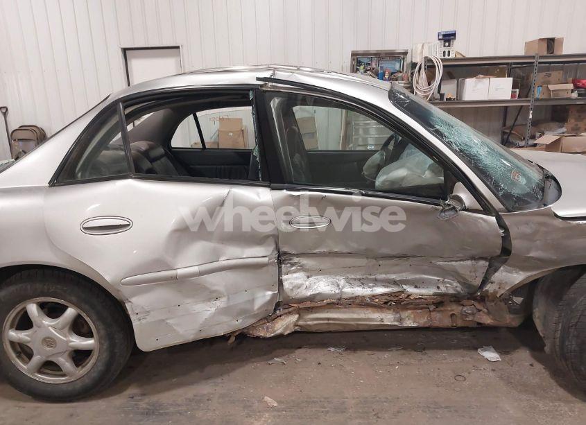 Photo 6 of 2004 Buick Regal LS (VIN 2G4WB52K841359859)