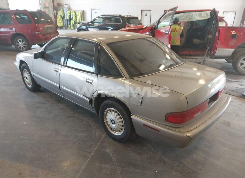 Photo 3 of 1996 Buick Regal CUSTOM (VIN 2G4WB52M2T1462761)