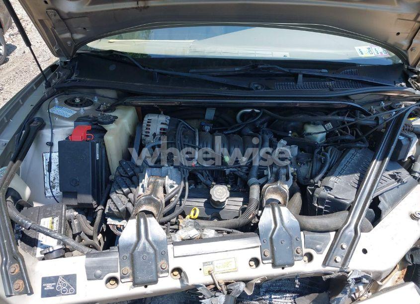 Photo 10 of 2000 Buick Regal LS (VIN 2G4WB55K1Y1345187)