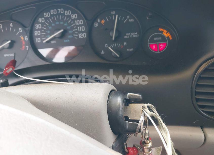 Photo 11 of 2001 Buick Regal LS (VIN 2G4WB55KX11136066)