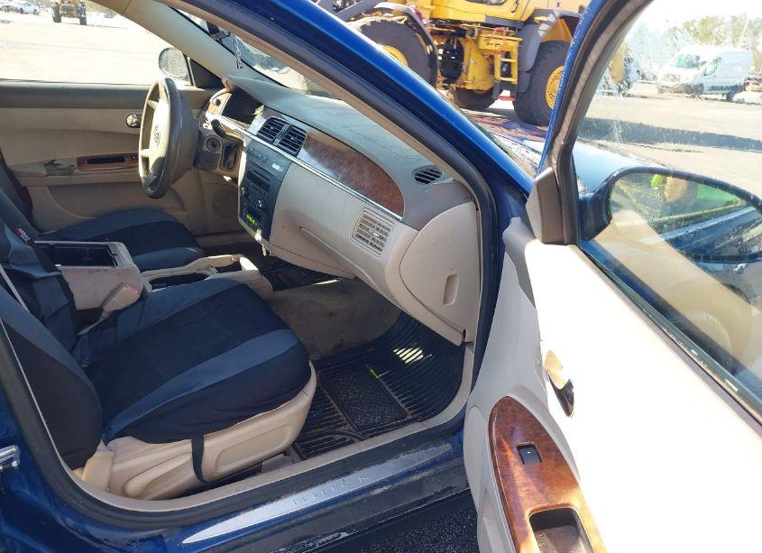 Photo 5 of 2005 Buick Lacrosse CX (VIN 2G4WC532351231042)