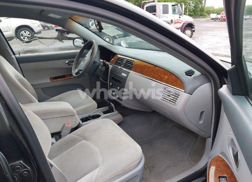 Photo 5 of 2005 Buick Lacrosse CX (VIN 2G4WC562451224015)