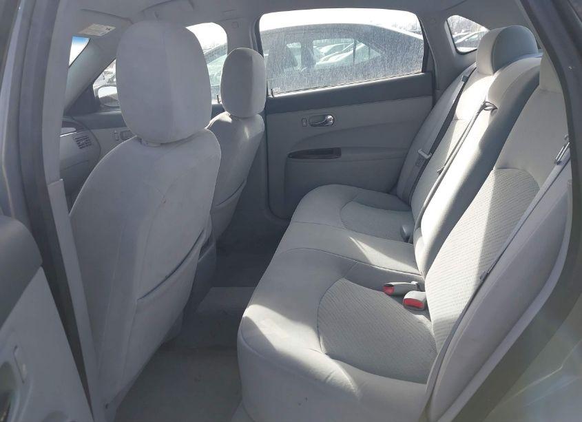 Photo 8 of 2007 Buick Lacrosse CX (VIN 2G4WC582071231009)