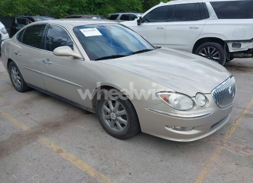 2008 Buick Lacrosse CX (VIN 2G4WC582181348129) main photo