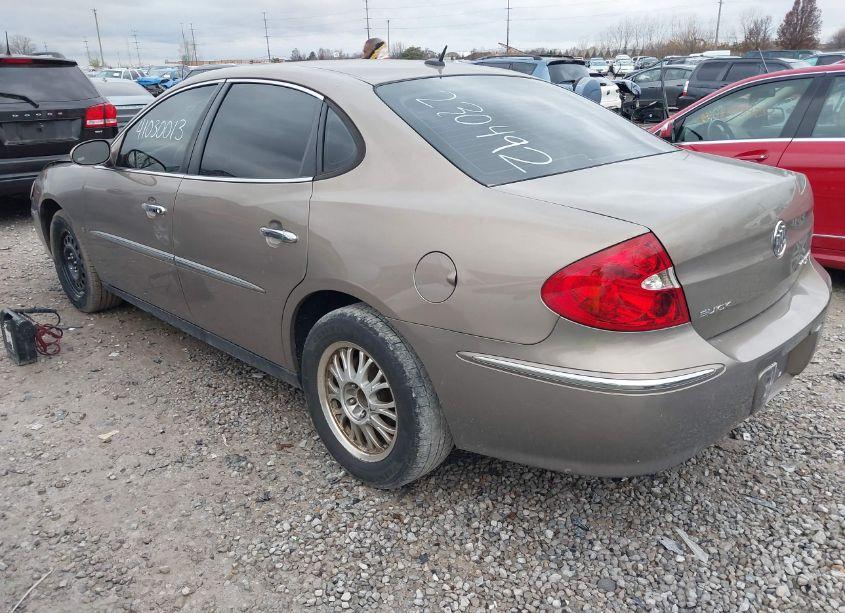 Photo 3 of 2007 Buick Lacrosse CX (VIN 2G4WC582271230492)