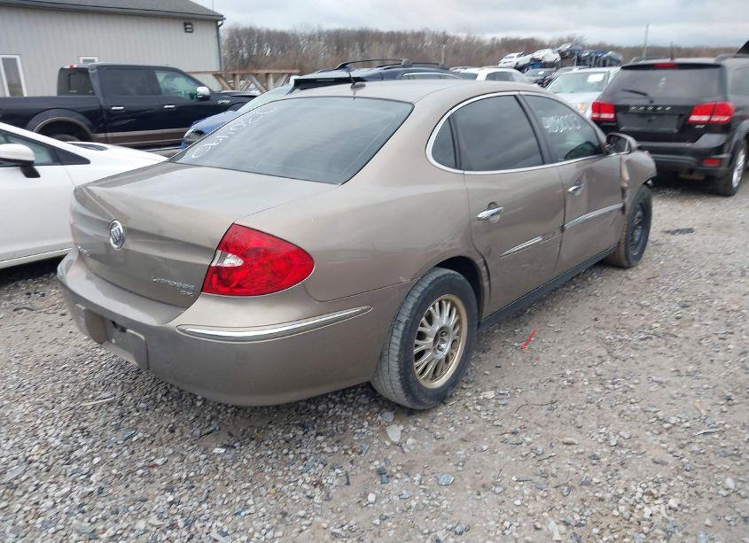 Photo 4 of 2007 Buick Lacrosse CX (VIN 2G4WC582271230492)