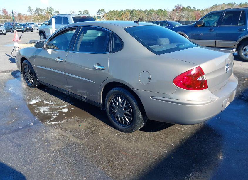 Photo 3 of 2007 Buick Lacrosse CX (VIN 2G4WC582371189936)