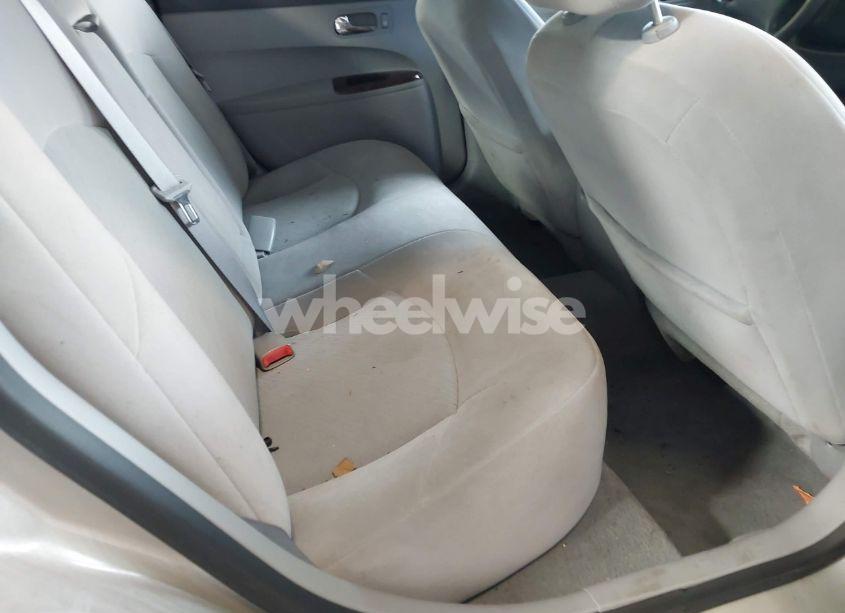 Photo 8 of 2007 Buick Lacrosse CX (VIN 2G4WC582571133612)