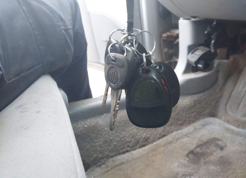 Photo 11 of 2007 Buick Lacrosse CX (VIN 2G4WC582771249877)