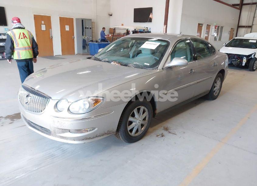 Photo 2 of 2008 Buick Lacrosse CX (VIN 2G4WC582781132110)
