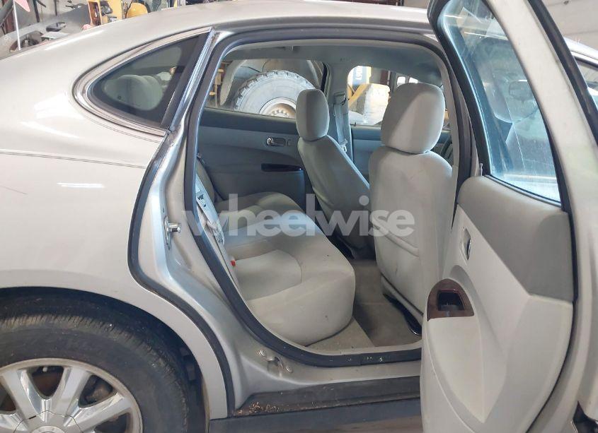 Photo 8 of 2008 Buick Lacrosse CX (VIN 2G4WC582781132110)