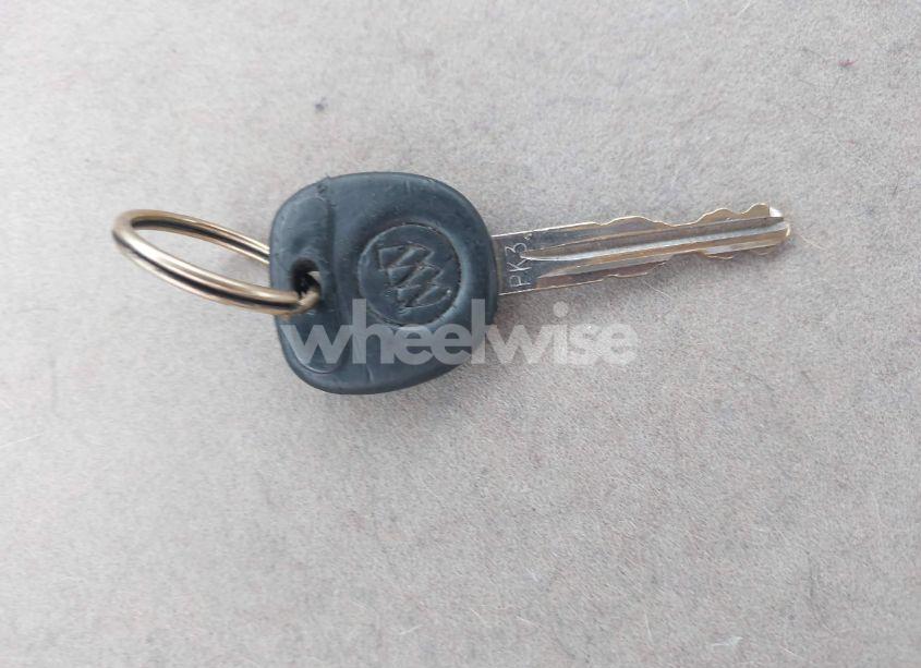 Photo 11 of 2008 Buick Lacrosse CX (VIN 2G4WC582981251339)