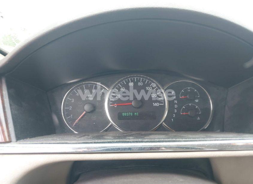 Photo 7 of 2008 Buick Lacrosse CX (VIN 2G4WC582981251339)