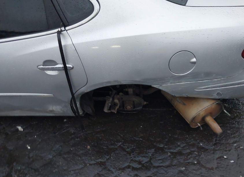 Photo 13 of 2005 Buick Lacrosse CXL (VIN 2G4WD532651241108)