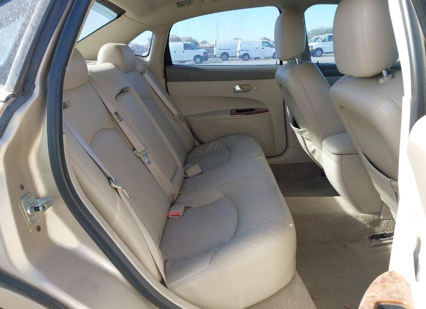 Photo 8 of 2005 Buick Lacrosse CXL (VIN 2G4WD562151310993)