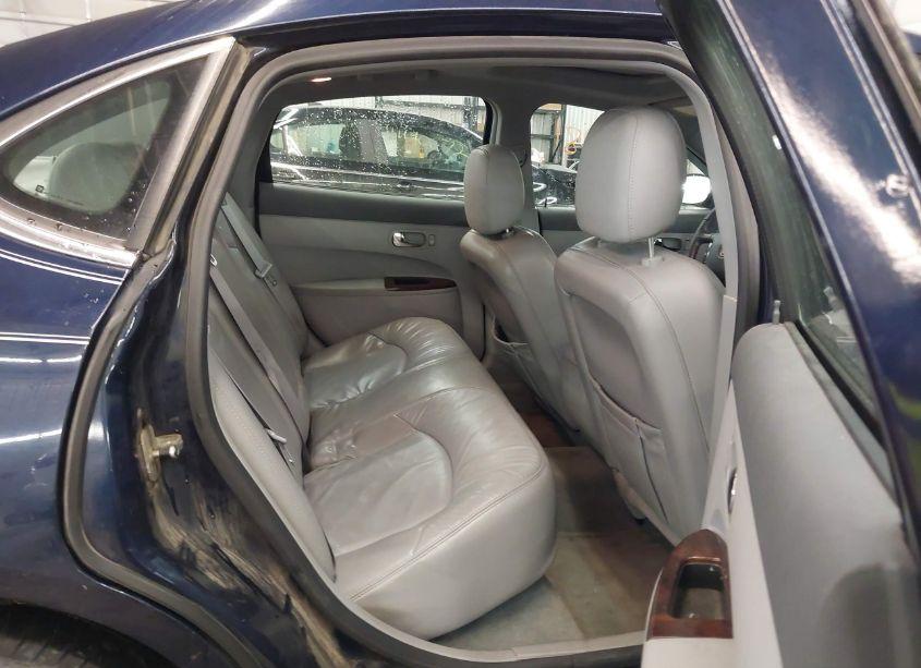 Photo 8 of 2007 Buick Lacrosse CXL (VIN 2G4WD582871151633)