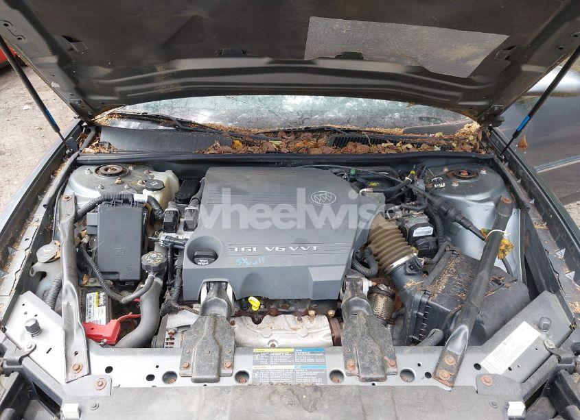 Photo 10 of 2005 Buick Lacrosse CXS (VIN 2G4WE537551331102)