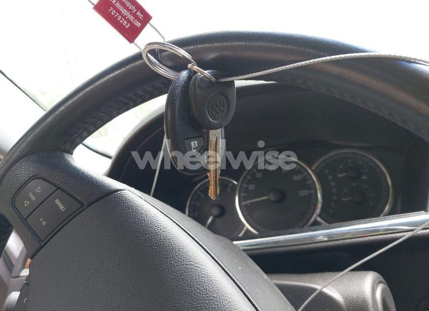 Photo 11 of 2005 Buick Lacrosse CXS (VIN 2G4WE537551331102)