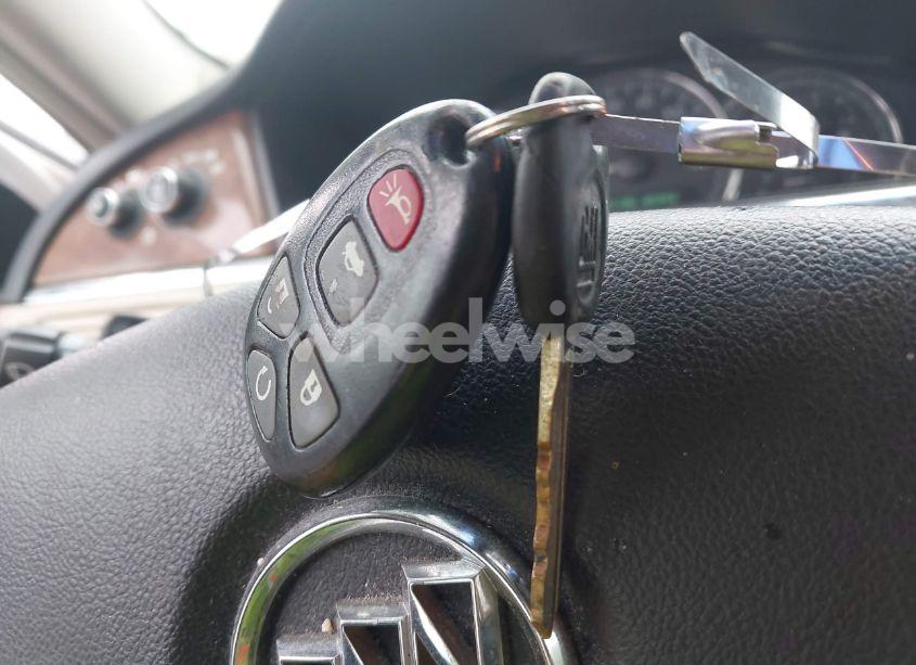 Photo 11 of 2006 Buick Lacrosse CXS (VIN 2G4WE587561242592)