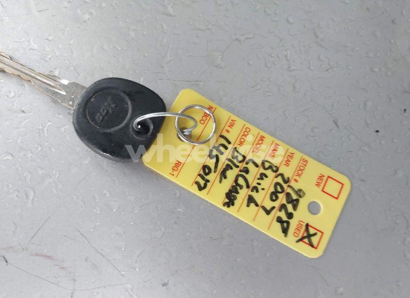 Photo 11 of 2007 Buick Lacrosse CXS (VIN 2G4WE587X71145017)