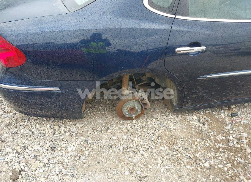 Photo 6 of 2007 Buick Lacrosse CXS (VIN 2G4WE587X71145017)