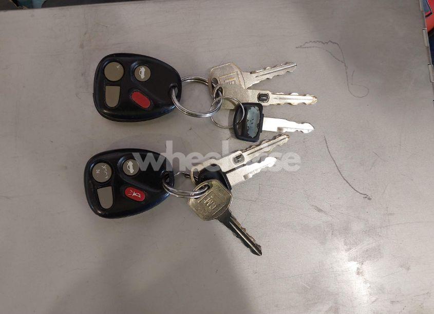 Photo 11 of 1998 Buick Regal GS (VIN 2G4WF5215W1484963)