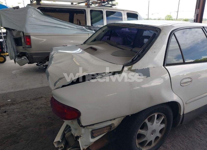 Photo 11 of 1999 Buick Regal GS (VIN 2G4WF5215X1500810)