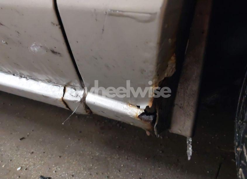 Photo 6 of 2001 Buick Century CUSTOM (VIN 2G4WS52J011259998)