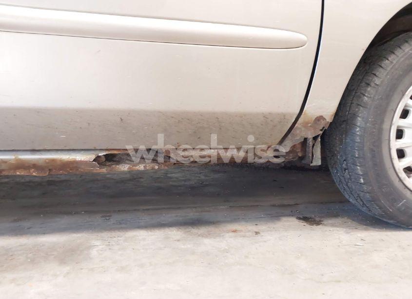 Photo 6 of 2003 Buick Century CUSTOM (VIN 2G4WS52J131180231)