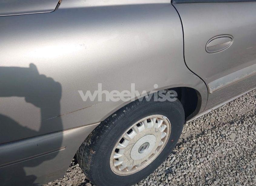 Photo 13 of 2000 Buick Century CUSTOM (VIN 2G4WS52J1Y1296018)