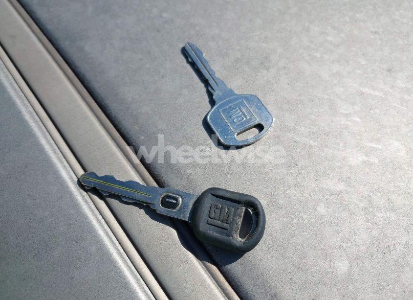 Photo 11 of 2001 Buick Century CUSTOM (VIN 2G4WS52J211271750)