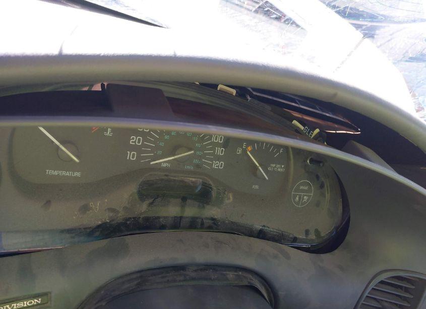 Photo 15 of 2002 Buick Century CUSTOM (VIN 2G4WS52J421184577)