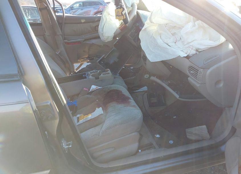 Photo 5 of 2004 Buick Century (VIN 2G4WS52J541243235)