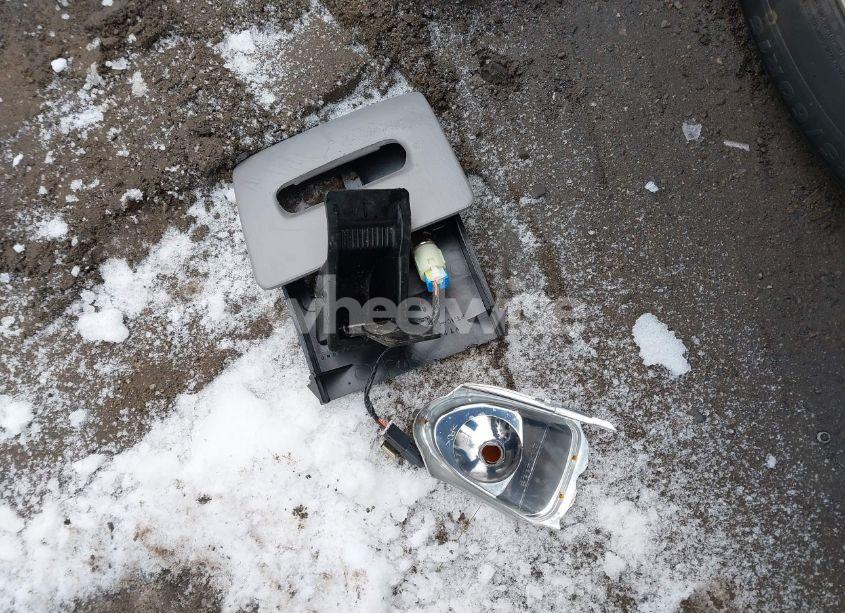 Photo 12 of 2004 Buick Century (VIN 2G4WS52J641181490)