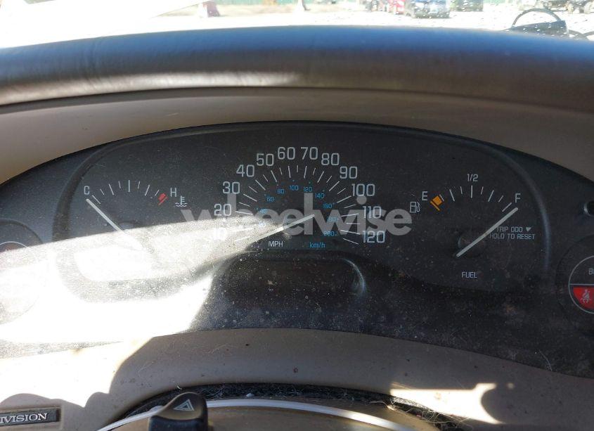 Photo 7 of 2002 Buick Century CUSTOM (VIN 2G4WS52J721154814)