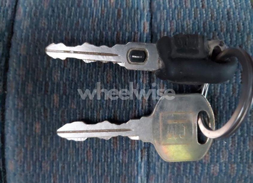 Photo 11 of 2000 Buick Century CUSTOM (VIN 2G4WS52J7Y1342564)