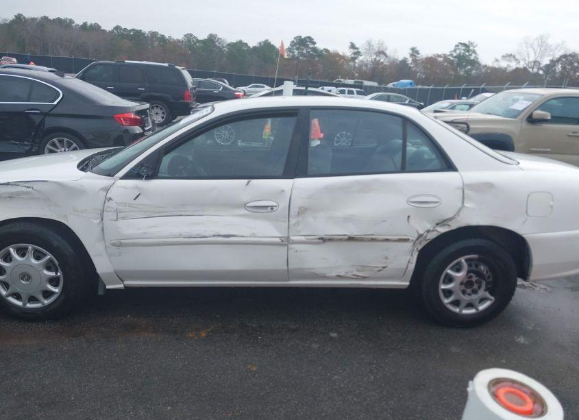 Photo 14 of 2003 Buick Century CUSTOM (VIN 2G4WS52J831261629)