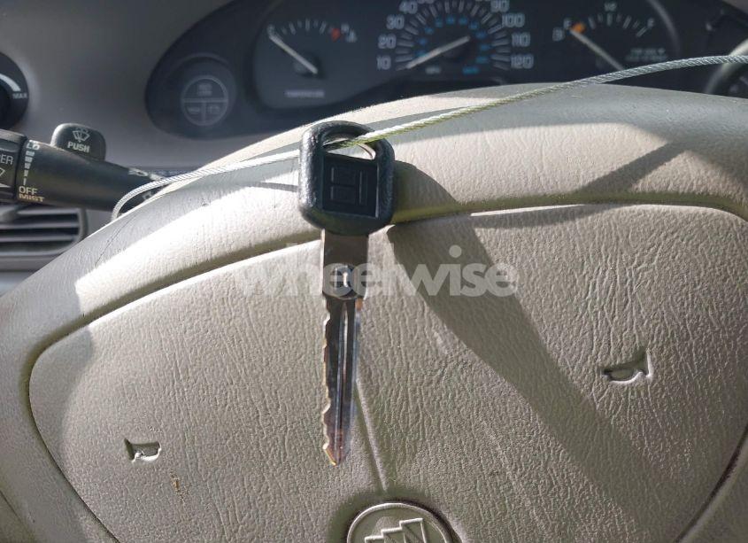 Photo 11 of 2000 Buick Century CUSTOM (VIN 2G4WS52J8Y1307273)