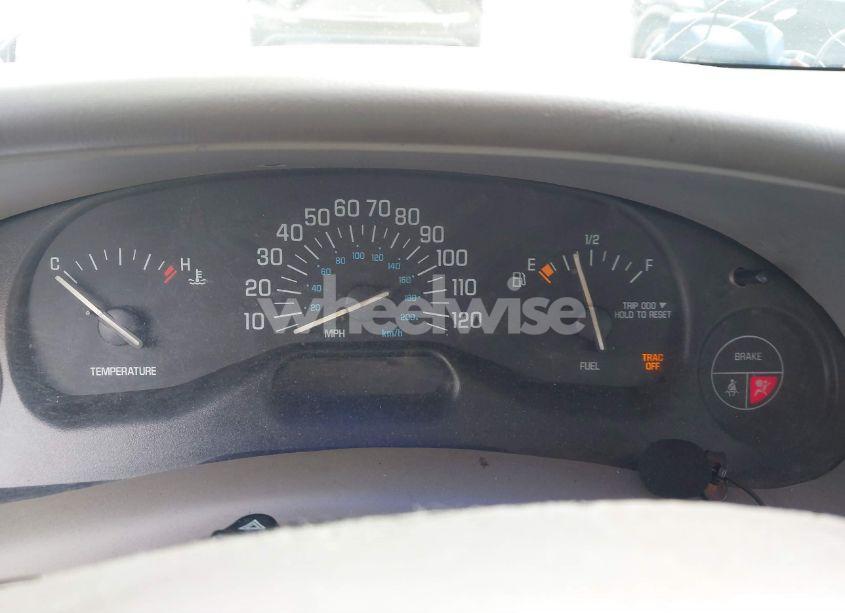 Photo 14 of 2001 Buick Century CUSTOM (VIN 2G4WS52JX11253674)