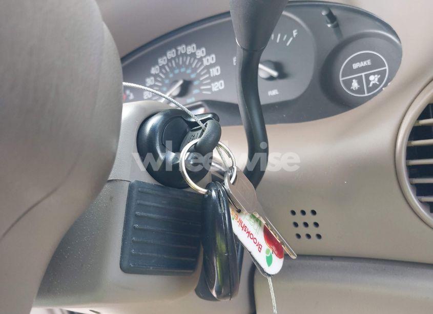 Photo 11 of 1999 Buick Century CUSTOM (VIN 2G4WS52M0X1611514)