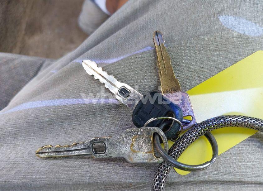 Photo 11 of 1999 Buick Century CUSTOM (VIN 2G4WS52M5X1434507)