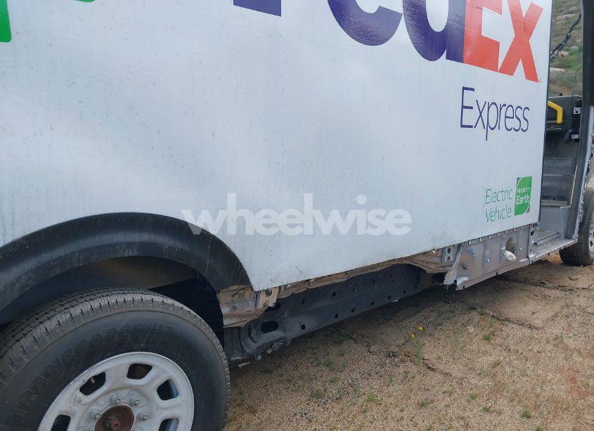 Photo 11 of 2023 Brightdrop Zevo 600 (VIN 2G5ZJ3HG5P9100125)