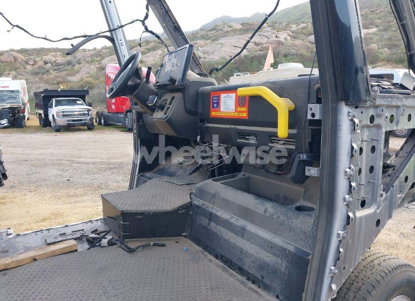 Photo 6 of 2023 Brightdrop Zevo 600 (VIN 2G5ZJ3HG5P9100125)