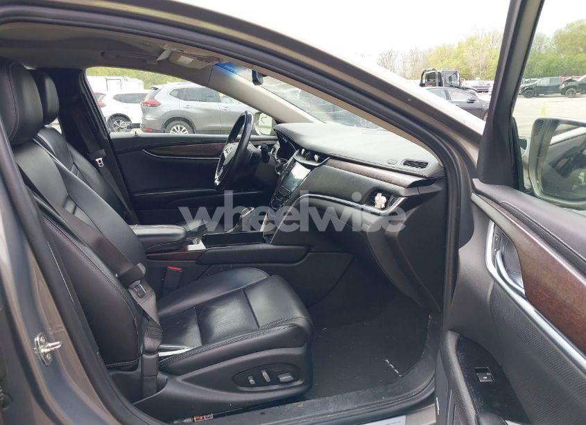 Photo 5 of 2019 Cadillac Xts LUXURY (VIN 2G61M5S31K9127431)