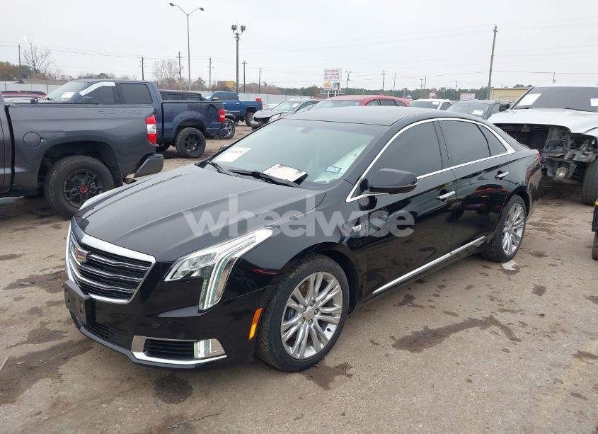 Photo 2 of 2019 Cadillac Xts LUXURY (VIN 2G61M5S36K9115114)