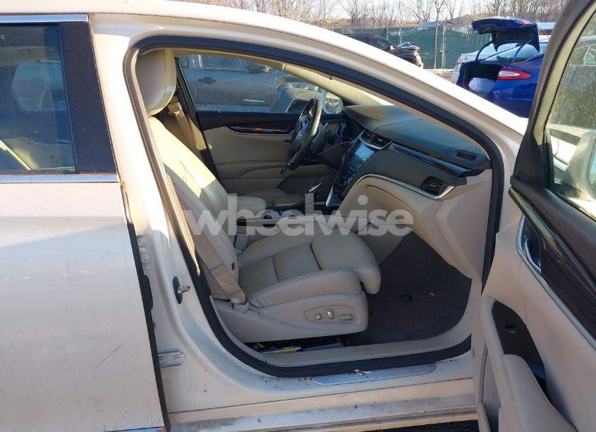 Photo 5 of 2013 Cadillac Xts PREMIUM (VIN 2G61T5S3XD9107071)