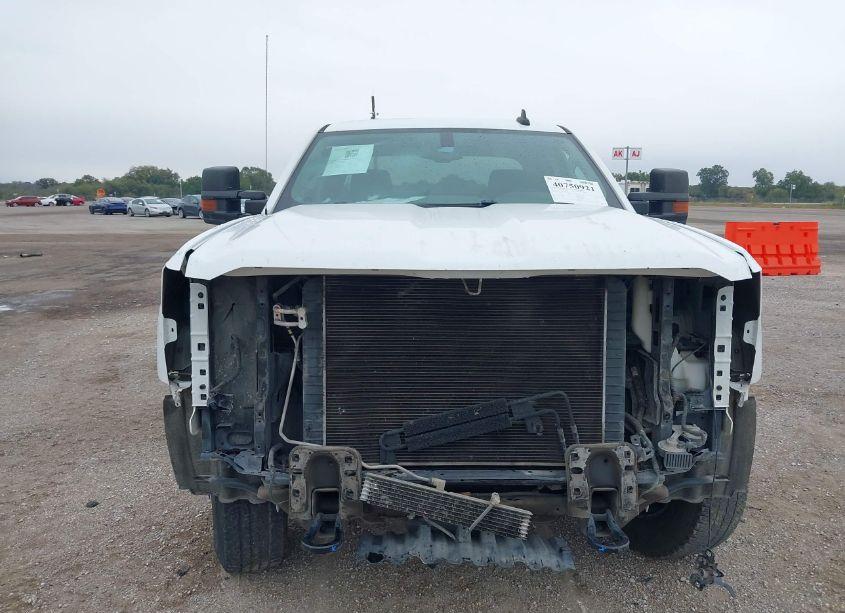 Photo 6 of 2019 Chevrolet Silverado 2500HD WT (VIN 2GB2CREG4K1218769)