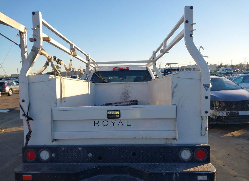 Photo 16 of 2019 Chevrolet Silverado 2500HD WT (VIN 2GB2CREG5K1218375)