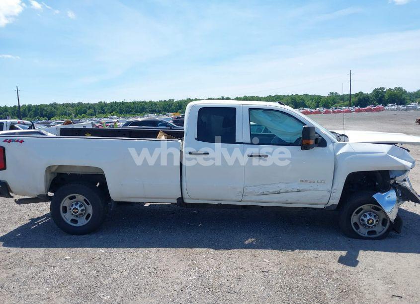 Photo 12 of 2019 Chevrolet Silverado 2500HD WT (VIN 2GB2CREG5K1232910)