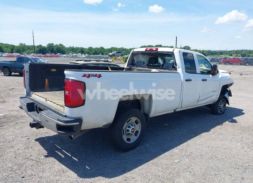 Photo 4 of 2019 Chevrolet Silverado 2500HD WT (VIN 2GB2CREG5K1232910)